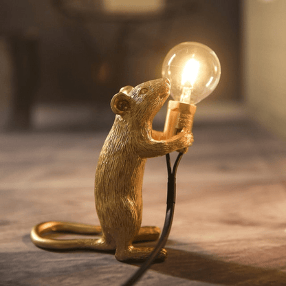 Lampe de bureau fantaisie en forme de souris avec éclairage LED – Objet décoratif en résine pour tables, étagères et tables de chevet
