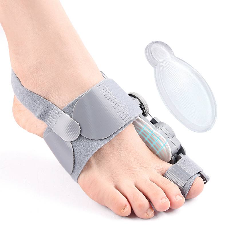 Adjustable Toe Straightener with Hinge System for Hallux Valgus Relief & Foot Alignment – Silicone Spacer for Day & Night Support