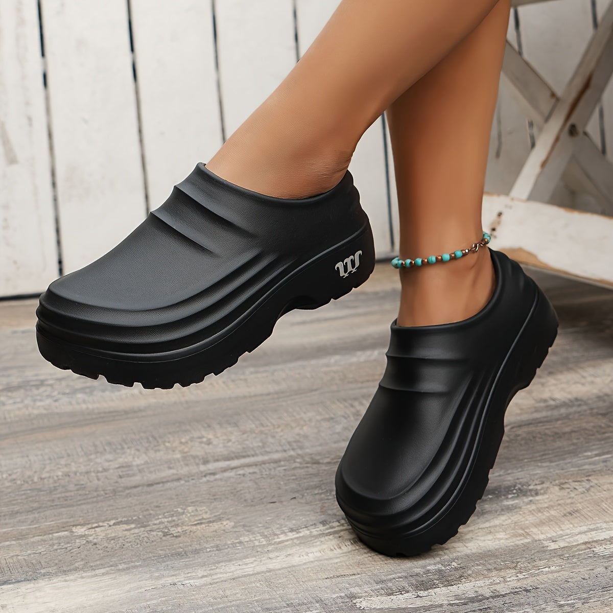 Waterproof Orthopedic Clogs with Gel Cushioning for All-Day Comfort – Anti-Slip Work Shoes for Kitchen, Hospital & Garden Use