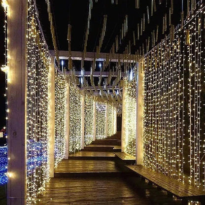 Solar-Powered LED Curtain Light 300 Bulb Waterproof Outdoor String for Patio Backyard Pergola Fence Wedding Party Decor Cascading Warm Glow