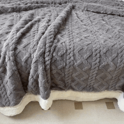 CozyLuxe – Premium Sherpa Snuggle Blanket