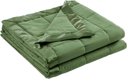 Collection Windom | Couverture en duvet synthétique avec traitement anti-humidité | Couvre-lit léger et doux toutes saisons, bordure satinée