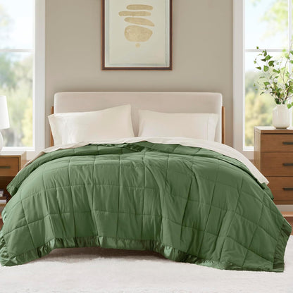 Collection Windom | Couverture en duvet synthétique avec traitement anti-humidité | Couvre-lit léger et doux toutes saisons, bordure satinée