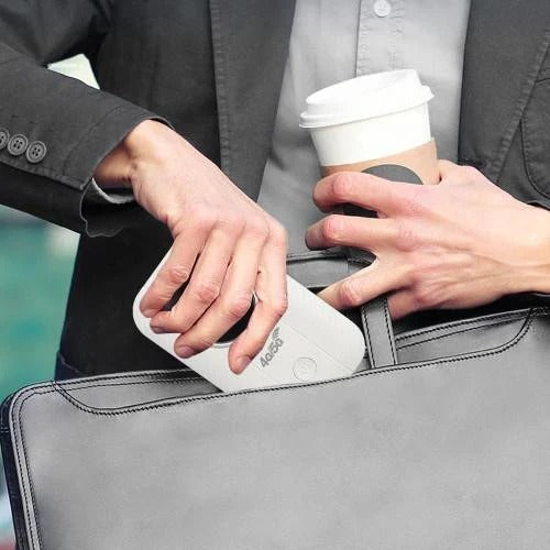 Point d'accès WiFi mobile compact pour les voyages