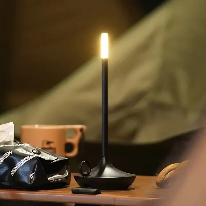Lampe de bureau LED moderne à intensité variable