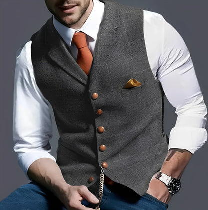 Gilet classique et élégant à la coupe ajustée