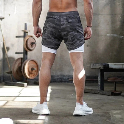 Short de sport camouflage homme avec doublure de compression intégrée