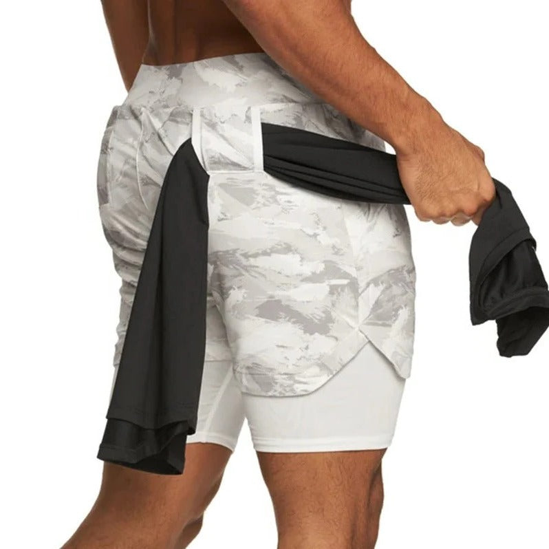 Short de sport camouflage homme avec doublure de compression intégrée
