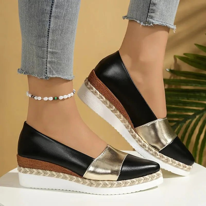 Sandales compensées confortables avec semelle intérieure souple et boucle réglable