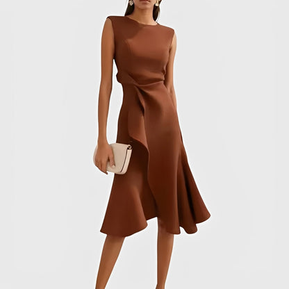 Robe midi fluide à épaules dénudées et ourlet volanté