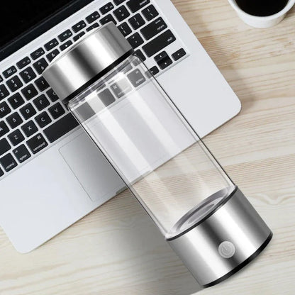 Bouteille d'eau alcaline compacte pour une utilisation quotidienne