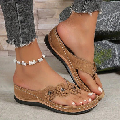 Sandales de marche confortables pour femme avec boucle réglable et semelle antidérapante