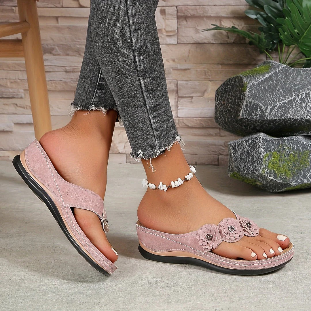 Sandales de marche confortables pour femme avec boucle réglable et semelle antidérapante