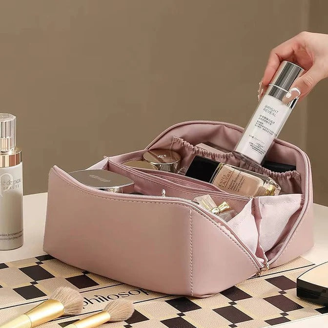 Grande trousse de toilette avec de nombreuses poches