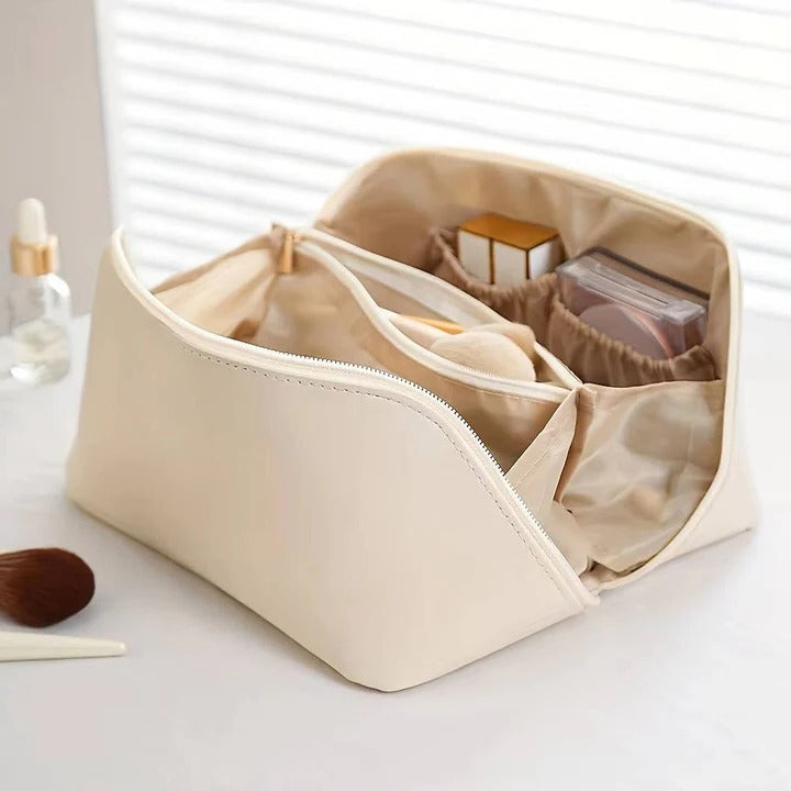 Grande trousse de toilette avec de nombreuses poches