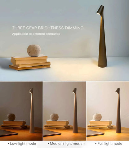 Lampe de bureau portable en métal avec luminosité réglable et port USB