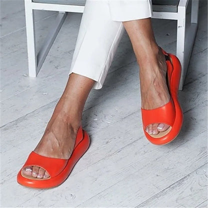 Sandales plates confortables d'été à bout ouvert avec bride extensible