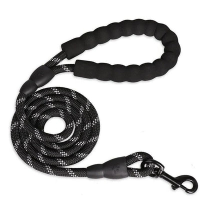 Laisse pour chien à prise confortable avec ligne de sécurité réfléchissante
