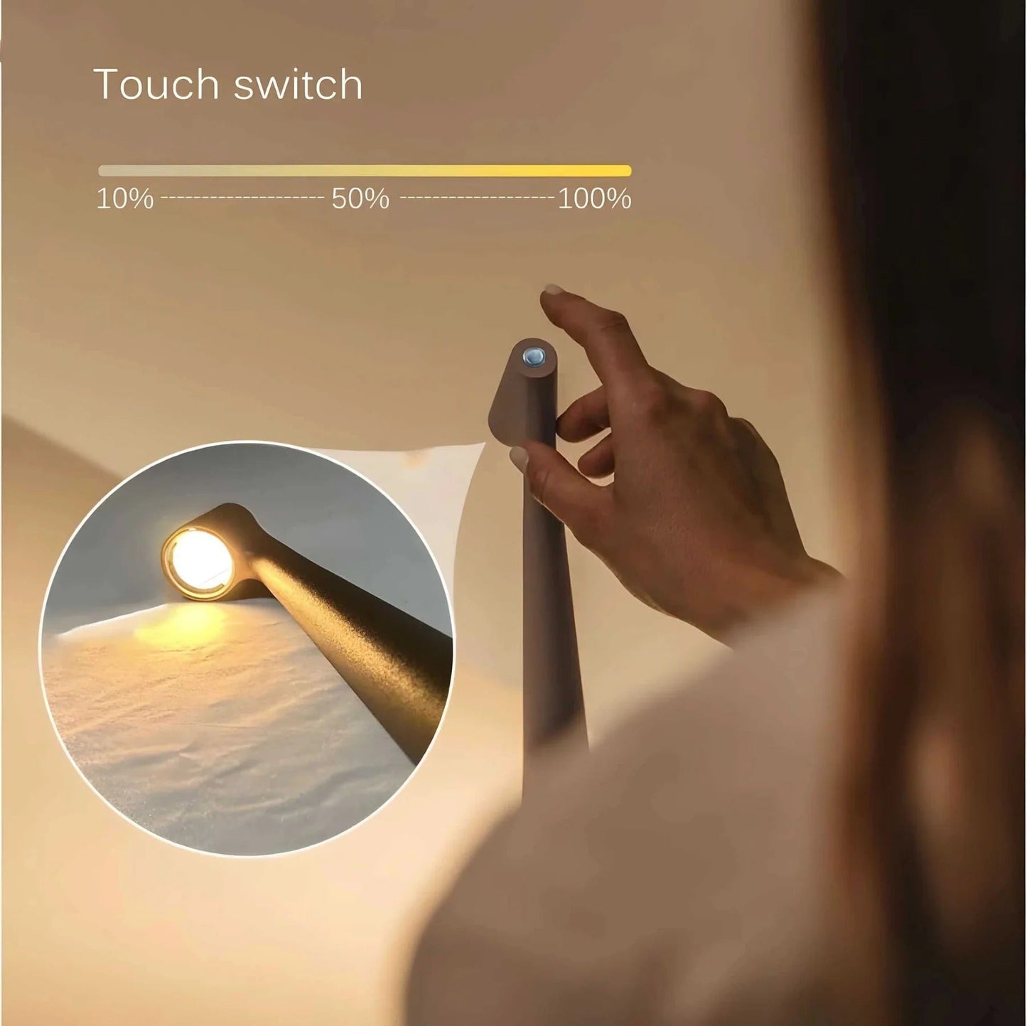 Lampe de bureau portable en métal avec luminosité réglable et port USB