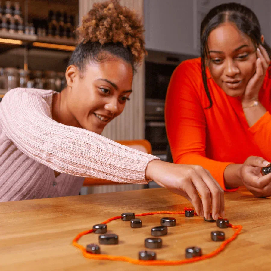 Strategy Magnet Placement Game for Kids and Adults – Screen-Free Family Fun with Magnetic Pieces and Cord – Builds Focus, Fine Motor Skills,