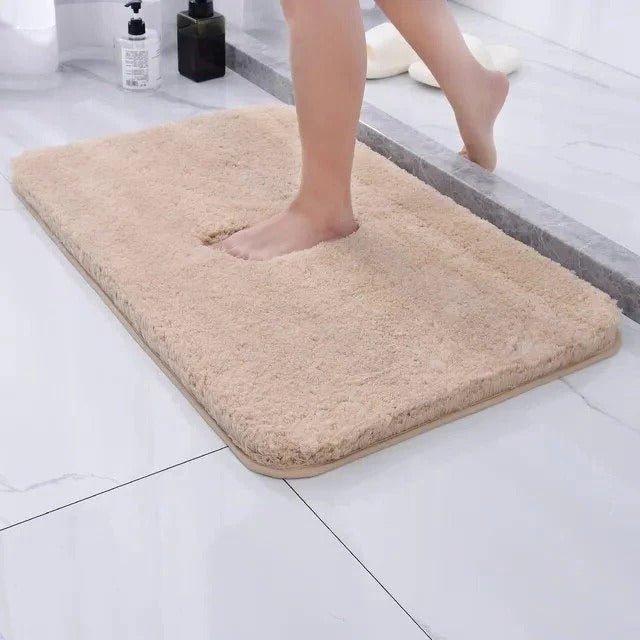 Tapis de bain doux et moelleux à texture fausse fourrure