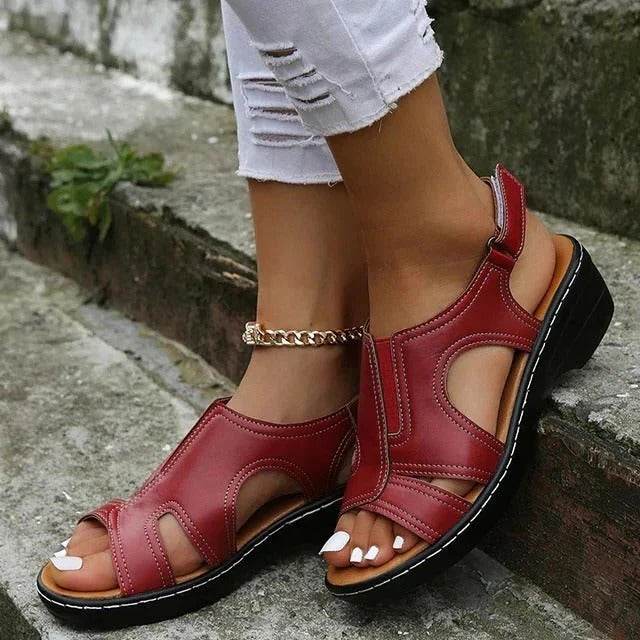 Sandales confortables à talons avec boucles à brides