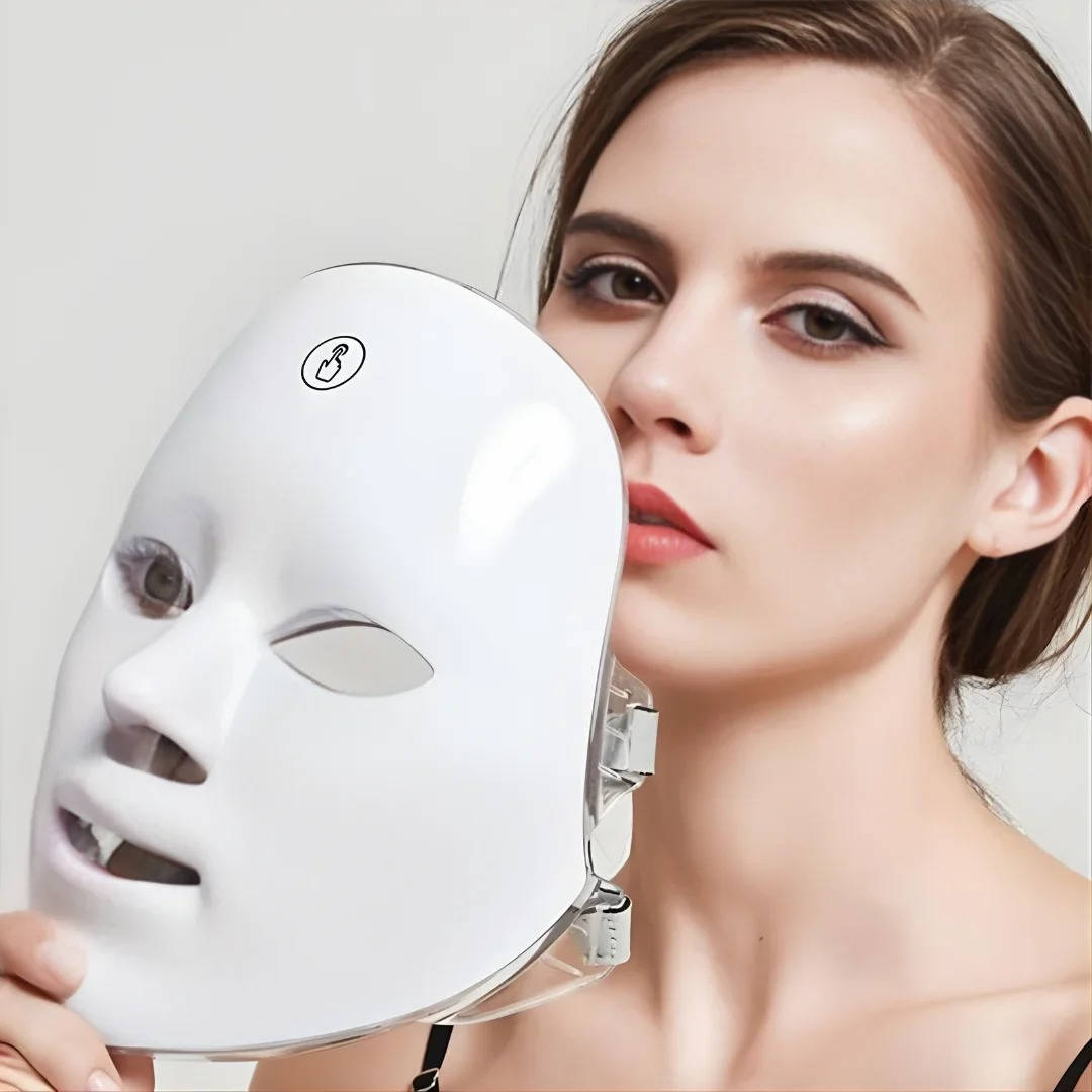 Masque Facial LED Rechargeable 7 Couleurs avec Sangles Réglables