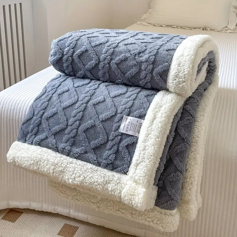 CozyLuxe – Premium Sherpa Snuggle Blanket