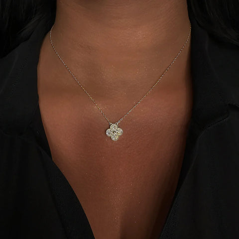Parure de bijoux trèfle ambre | Ensemble 3-en-1 avec collier, bracelet et boucles d'oreilles réglables | Accessoire élégant pour toutes les occasions