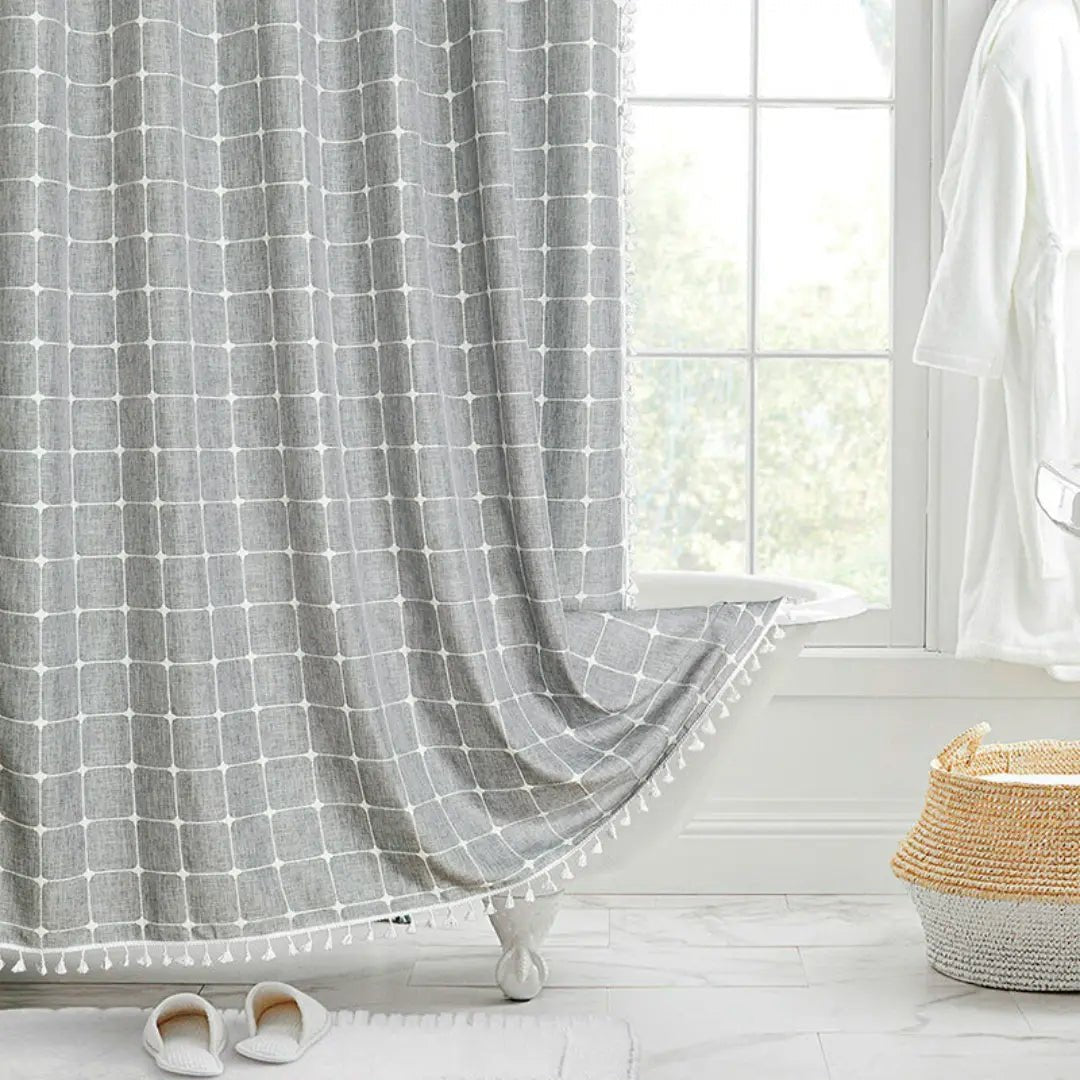 Rideau de douche en lin texturé avec bordure à pompons – Rideau de salle de bain en tissu jacquard imperméable avec crochets – Panneau d'intimité style bohème champêtre pour