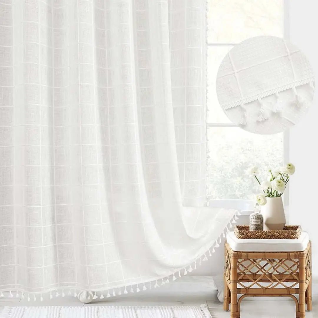 Rideau de douche en lin texturé avec bordure à pompons – Rideau de salle de bain en tissu jacquard imperméable avec crochets – Panneau d'intimité style bohème champêtre pour