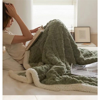 Plush Lamb Wool & Fleece Winter Blanket for Couch and Bed – Insulating Heavyweight Throw for Cold Nights