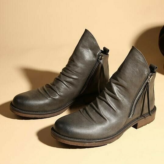 Men's Pointed-Toe Lace-Up Boots with Rubber Outsole – Classic Everyday Footwear for Work & Casual Wear