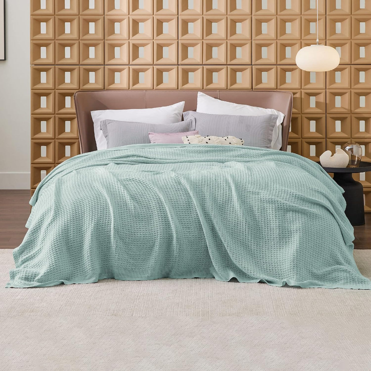 Cozy Haven | 100% Cotton Queen Blanket with Cooling Waffle Weave | Soft & Breathable for Summer Comfort