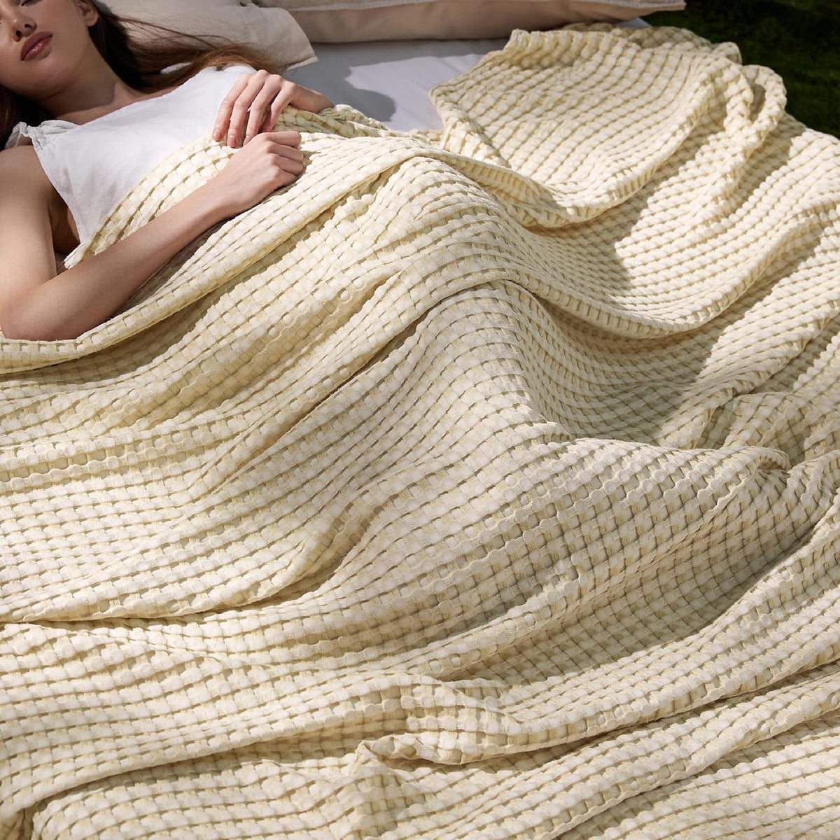 Cozy Haven | Couverture Queen légère en coton et bambou à tissage gaufré rafraîchissant | Jeté d'été doux pour ceux qui ont chaud la nuit