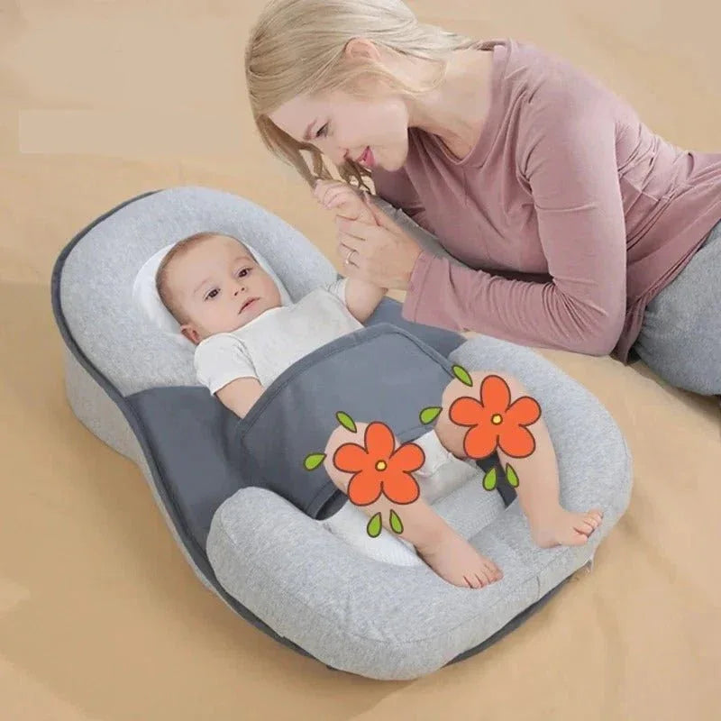 Coussin incliné pour sommeil de bébé avec inclinaison de 15° pour soulager le reflux et améliorer le repos