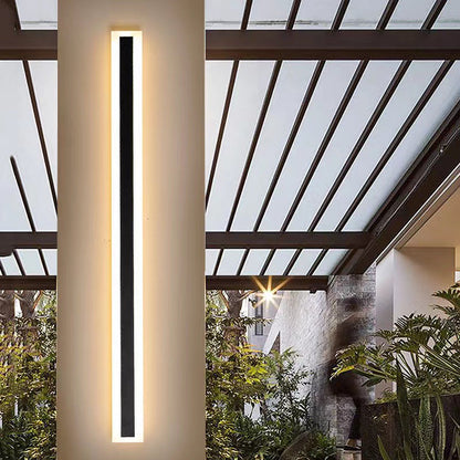 Linear Outdoor Wall Light – Warm White LED Iron Sconce for Facade & Pathway – Modern Weatherproof Fixture in 5 Sizes