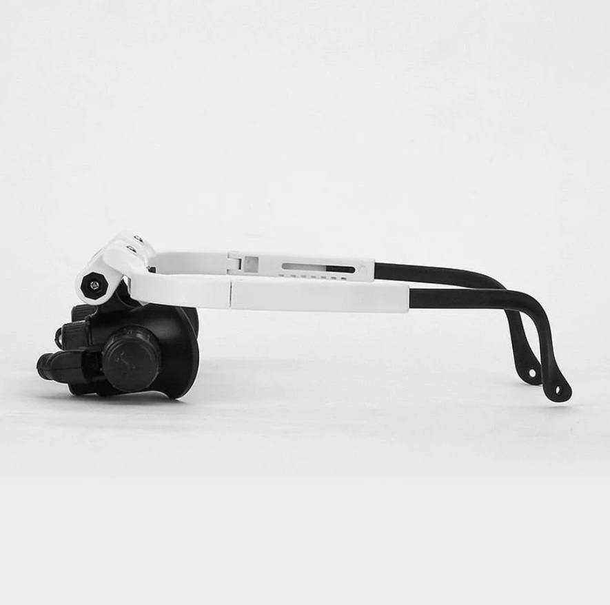 Loupe LED polyvalente avec 3 lentilles interchangeables