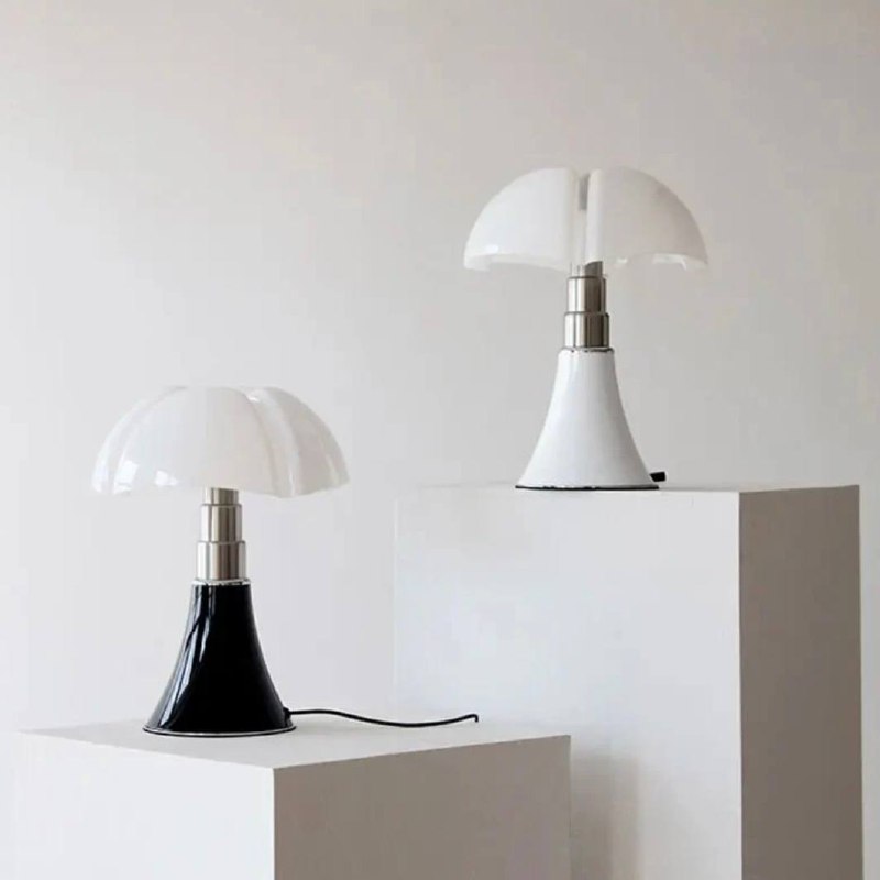 Lampe de bureau florale élégante, lumière vive et réglable