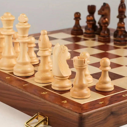Jeu d'échecs portable en bois avec pièces lestées
