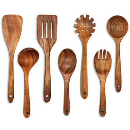 Ensemble d'ustensiles de cuisine rustiques en bois, durables et élégants