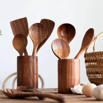 Ensemble d'ustensiles de cuisine rustiques en bois, durables et élégants