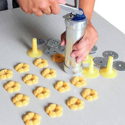 Machine à biscuits Easy Bake avec 20 douilles et 4 embouts