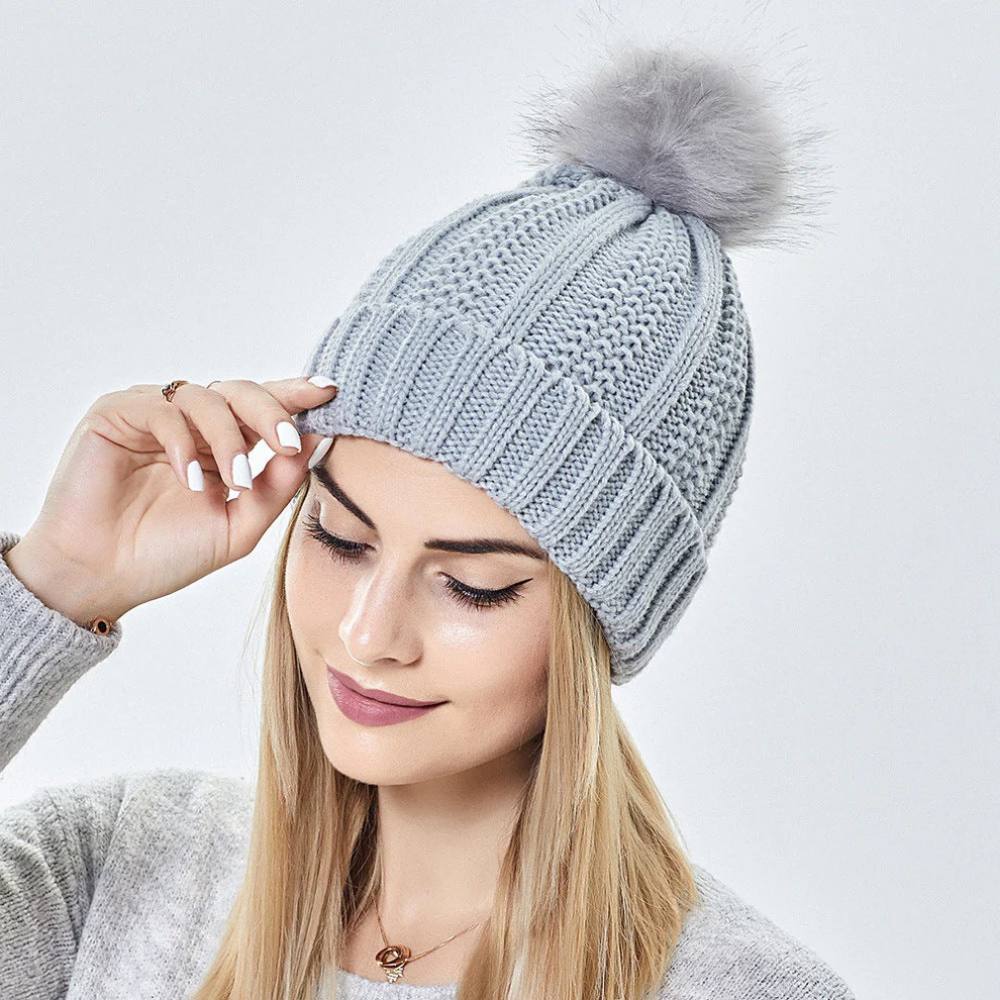 Bonnet doux et duveteux pour le contrôle des frisottis et des cheveux lisses
