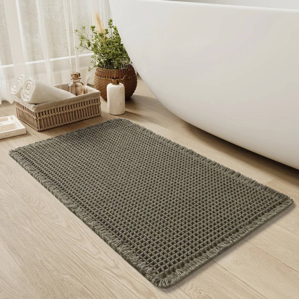 Soft Non Slip Bathroom Mat with Tassels, Washable Bath Rug - Ortekor