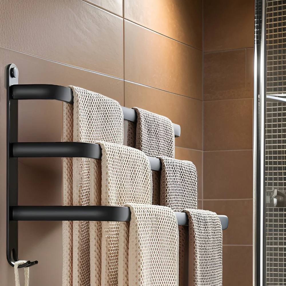 Porte-serviettes mural compact à 3 niveaux