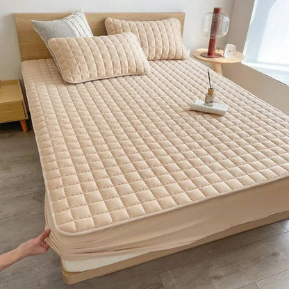Protège-matelas moelleux en peluche pour un sommeil profond