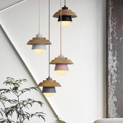 Plafonnier Rustique en Bois