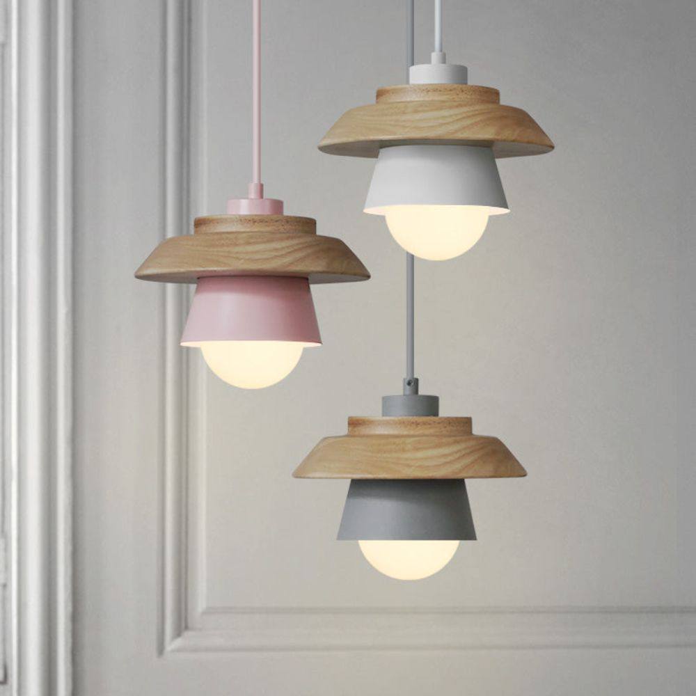 Plafonnier Rustique en Bois