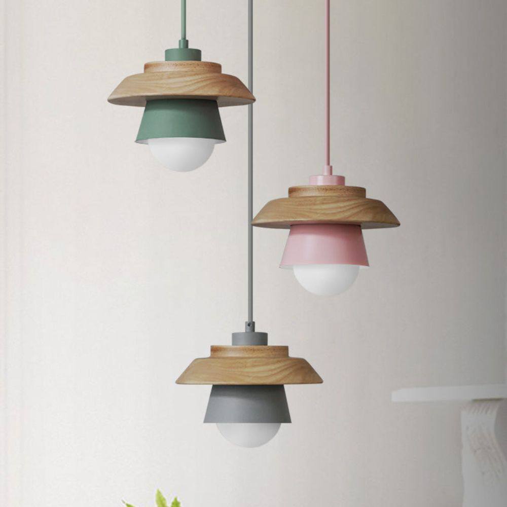Plafonnier Rustique en Bois